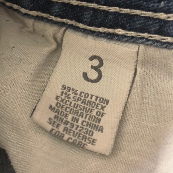 Shorts - Picture 2 of 2